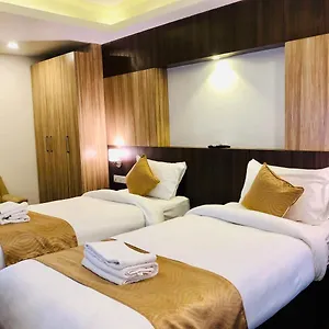 3* Otel The Milestone