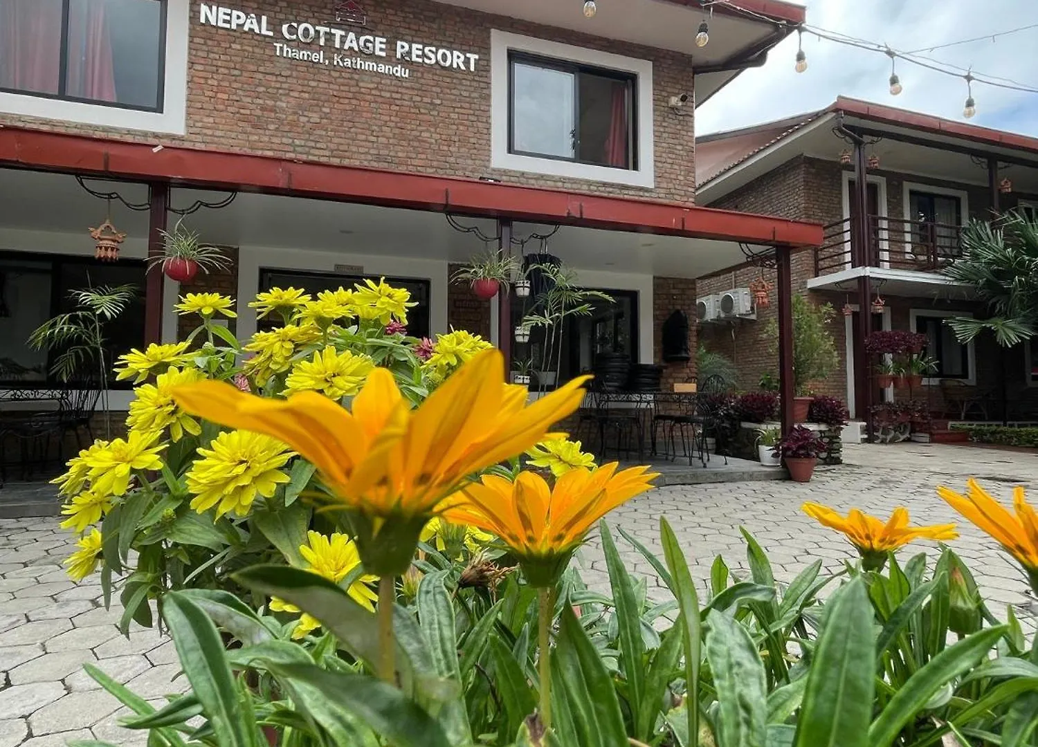 ***  קטמנדו Nepal Cottage Resort נפאל