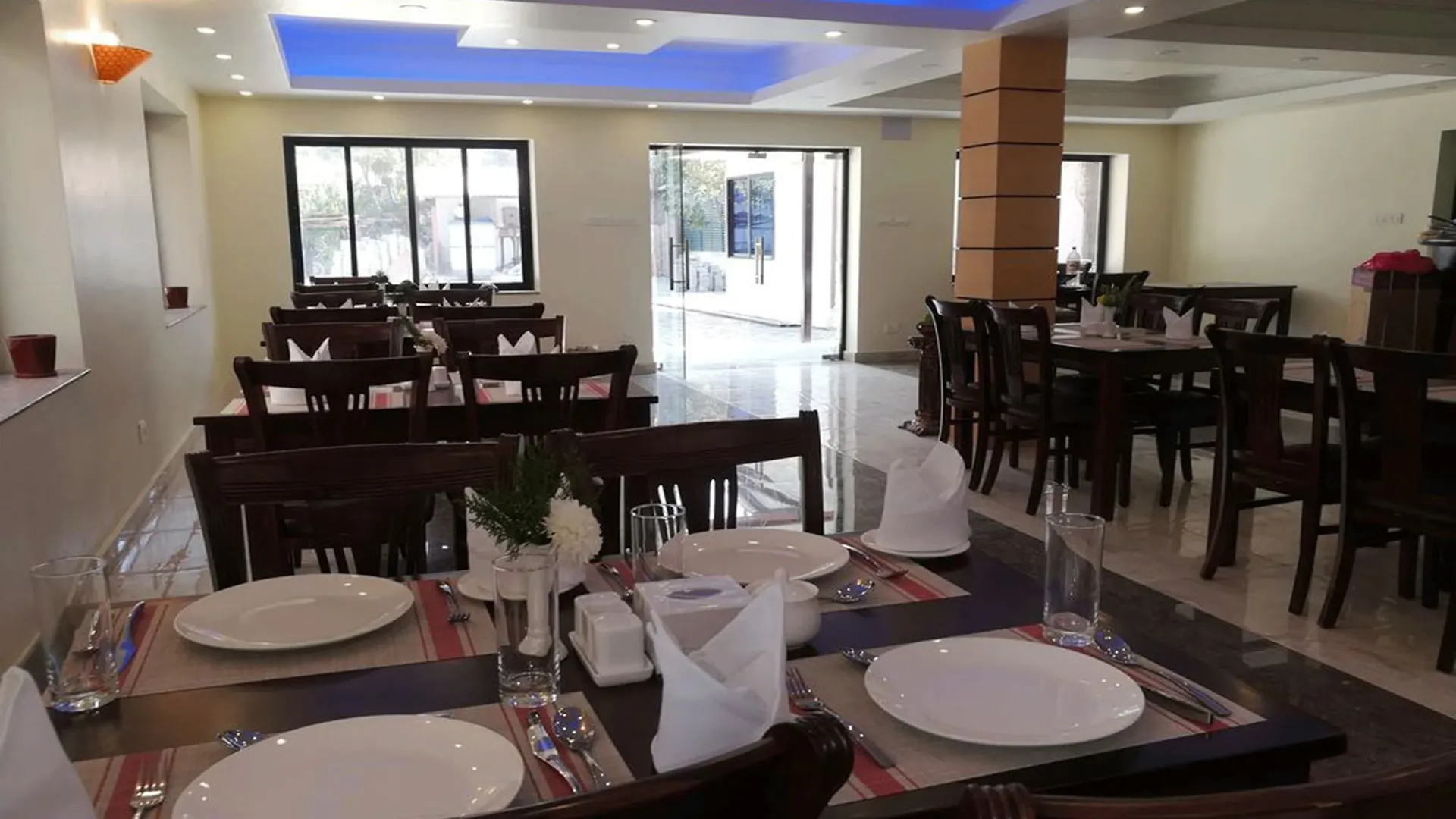 קטמנדו Nepal Cottage Resort