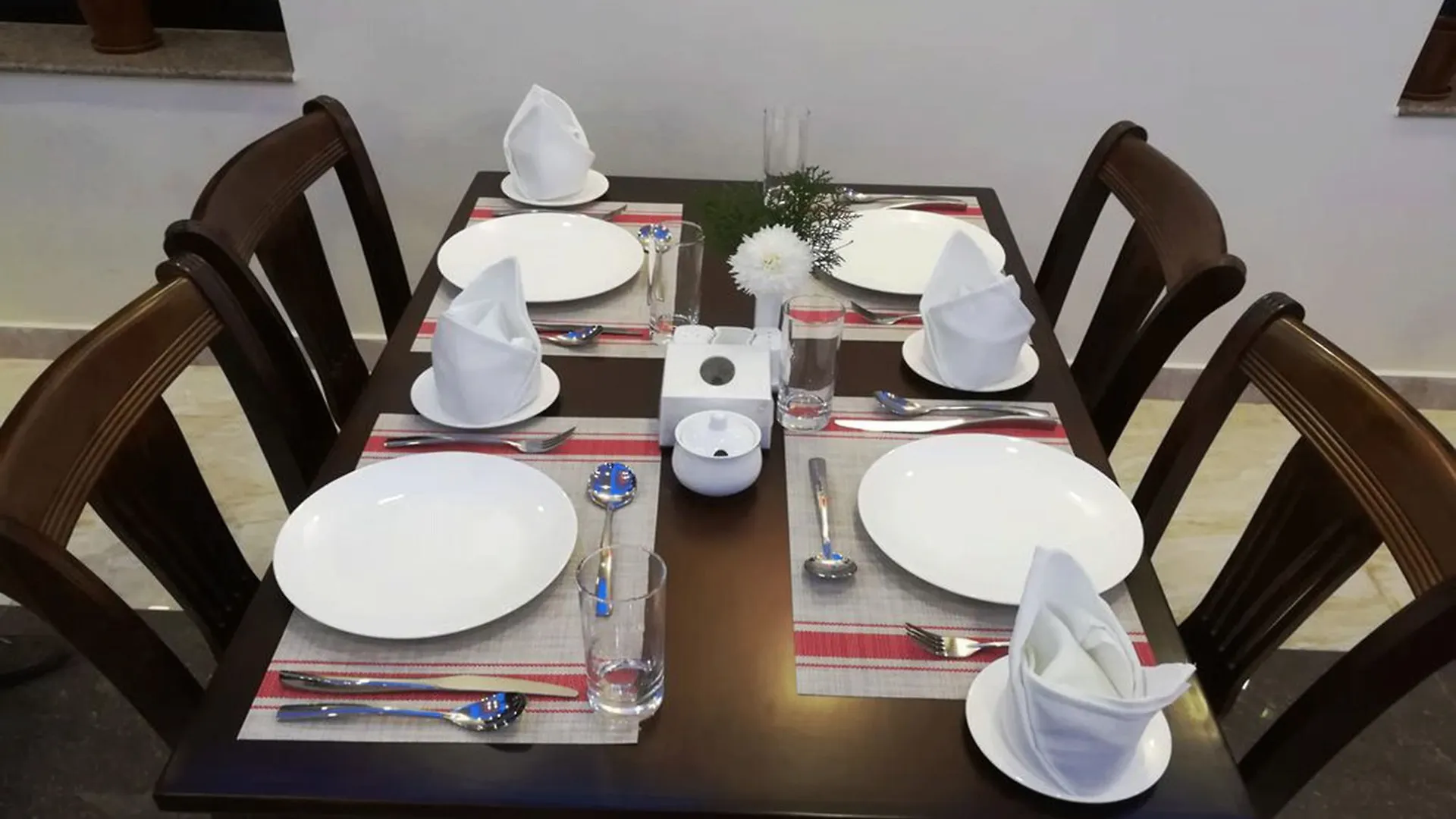 ***  קטמנדו Nepal Cottage Resort נפאל
